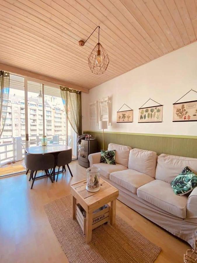 Villa Jean Gezellig Appartement Met Zeezicht Blankenberge Exterior foto